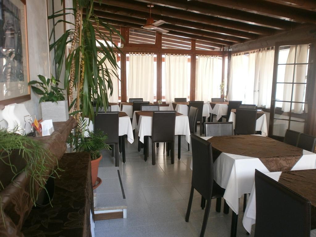 Albergo Al Pescatore برنزوني سول جاردا المظهر الخارجي الصورة